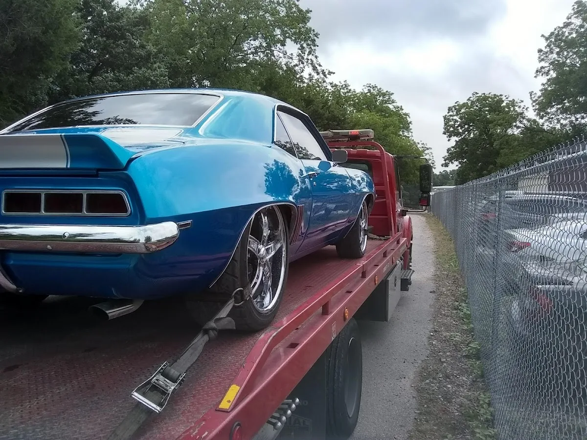 Q & M Image Auto body