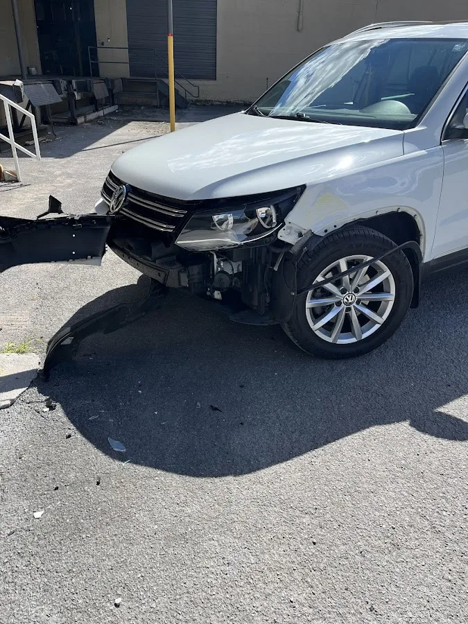 Ray's Auto Body