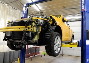 Regency Collision Center repair shop photo 5