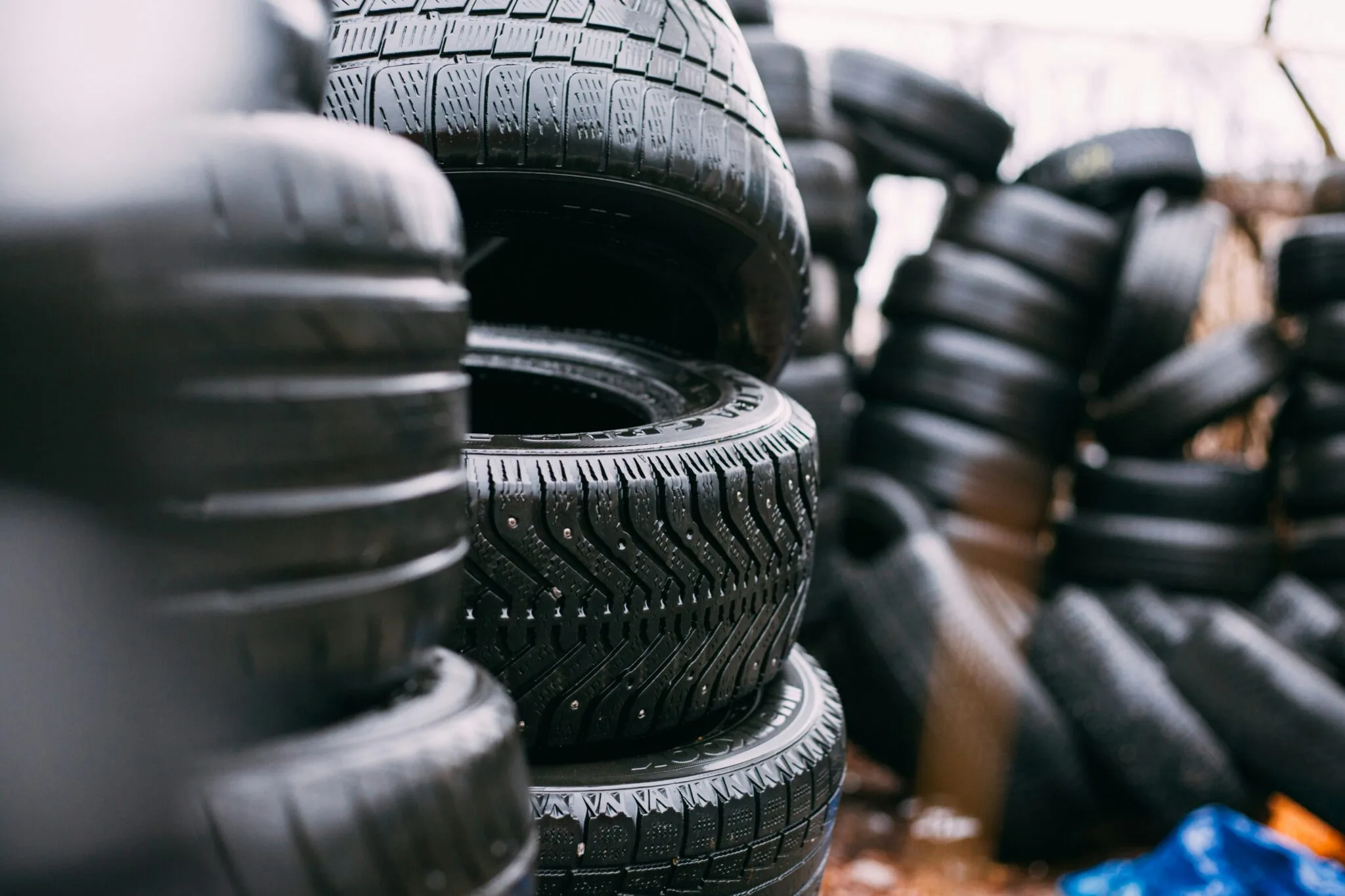 Rhode Island Collision Services & JR Tires repair shop photo 6