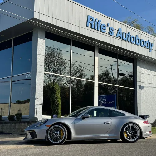 Rife's Auto Body - Grandview