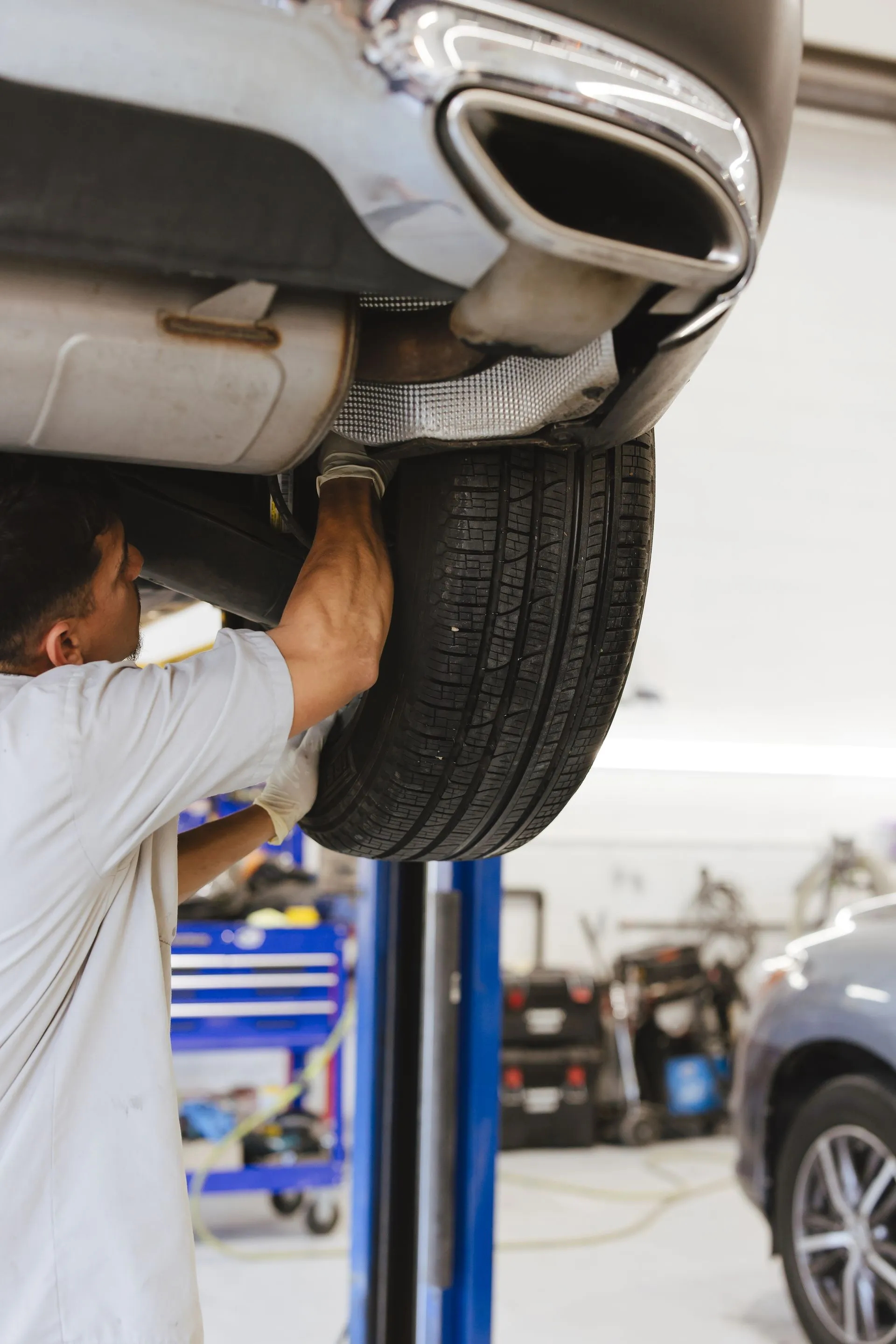 River North Collision Repair repair shop photo 6