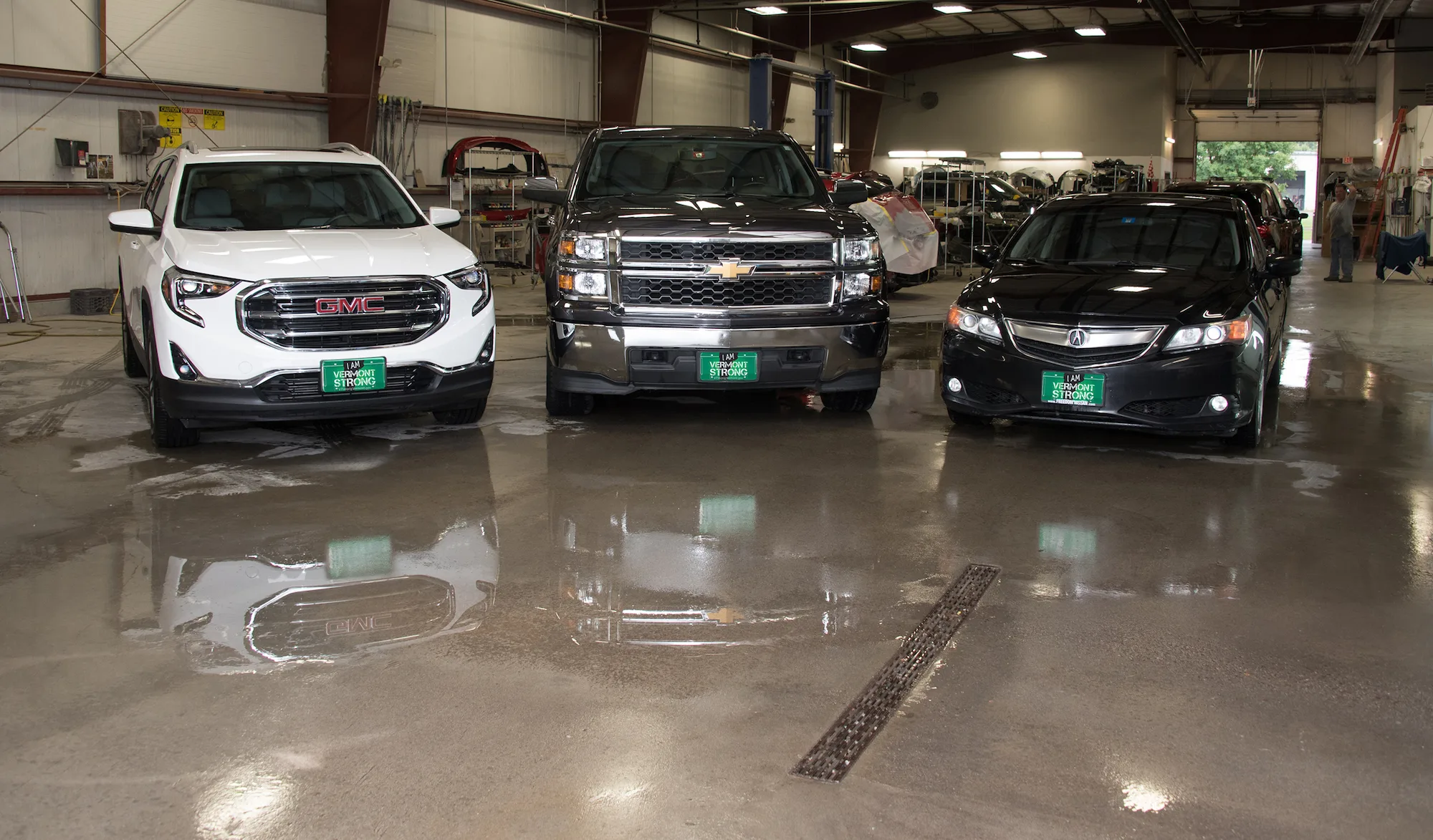 Runway Auto repair shop photo 3