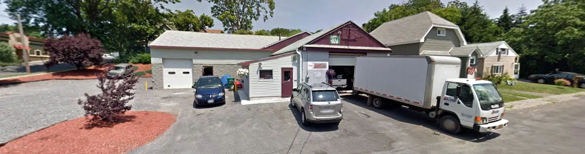 Sauve Brother's Body Shop Inc repair shop photo 2