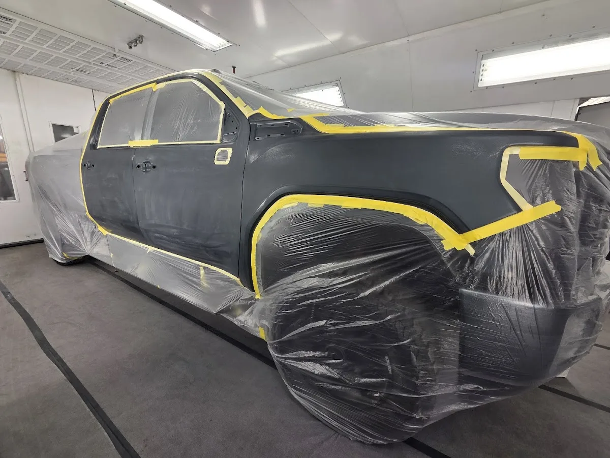 Schok's Auto Body repair shop photo 1