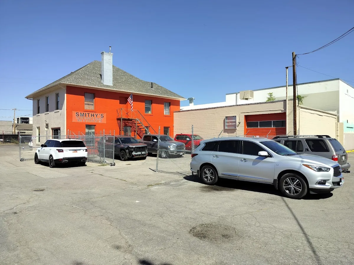 Smithy's Auto Body & Paint repair shop photo 1