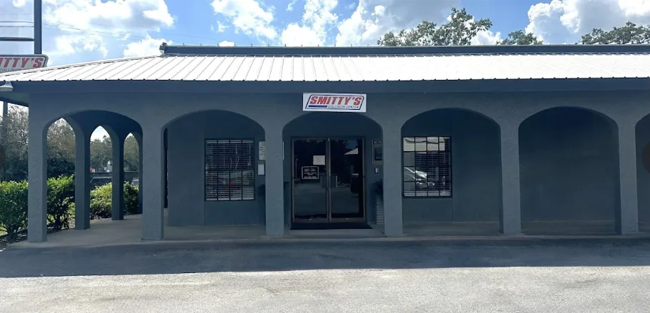 Smitty's Collision Center repair shop photo 1
