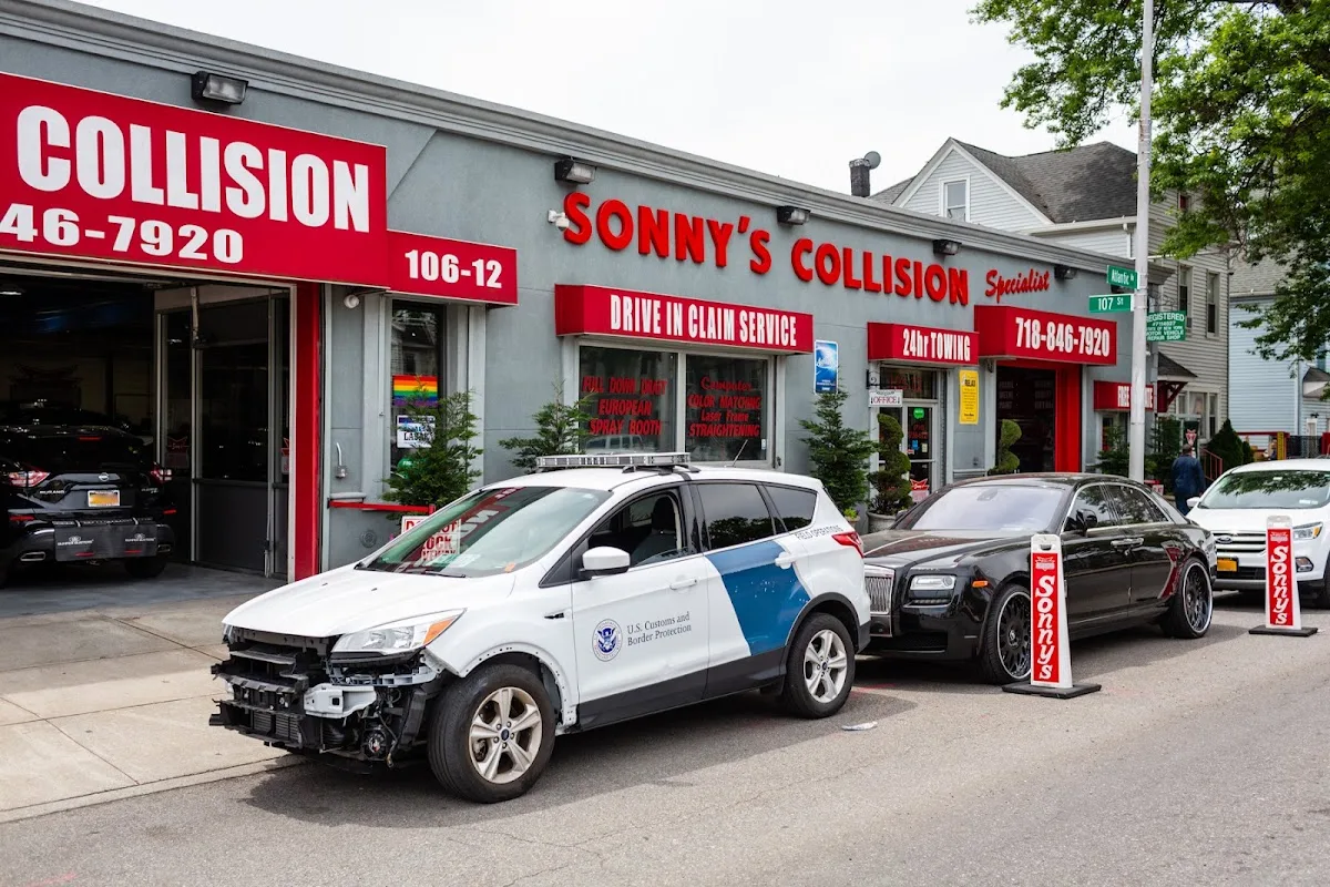 Sonny's Collision Specialists repair shop photo 1