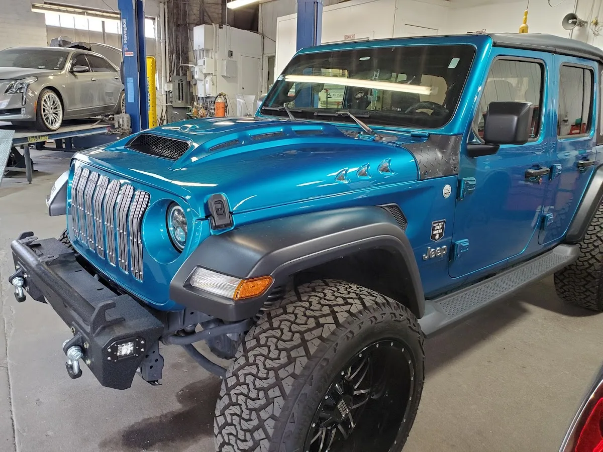 Stepney Bros Auto Body Inc repair shop photo 1