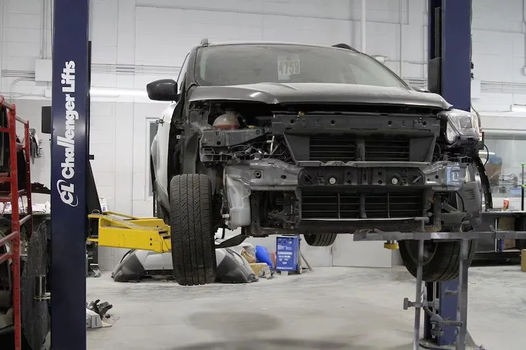 Suburban Chevrolet Cadillac Collision of Ann Arbor repair shop photo 3