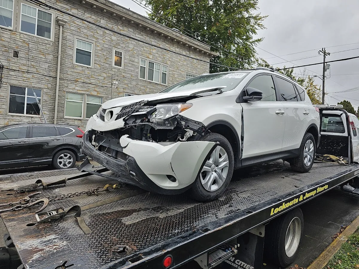 Tony's Greenwood Auto Body and One Stop Greenwood Auto Repair