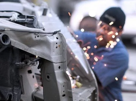 Ultra Fine Collision repair shop photo 3