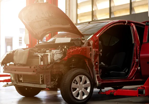 Universal Auto Body & Glass repair shop photo 2