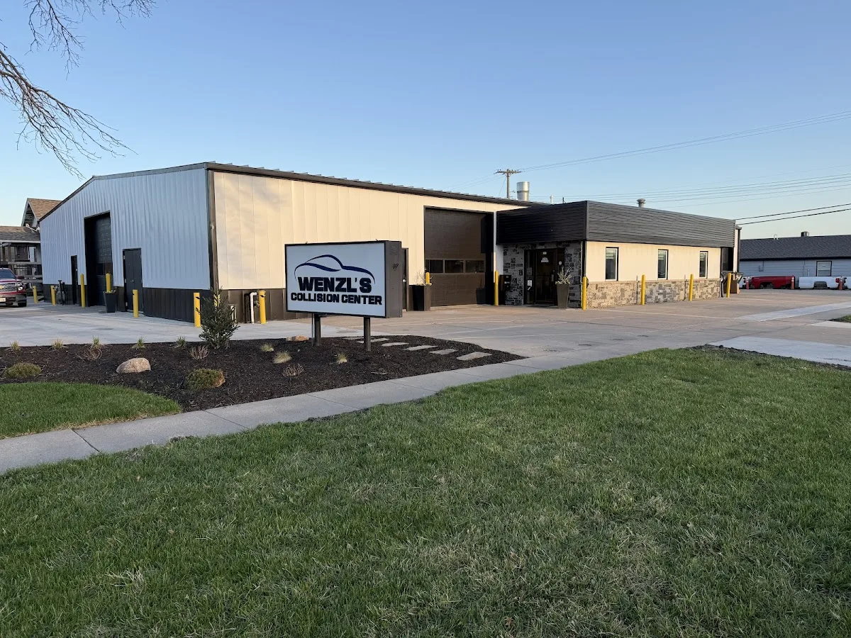 Wenzl's Collision Center