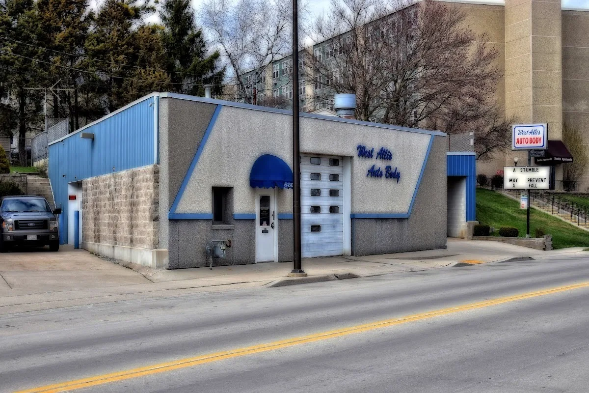 West Allis Auto Body