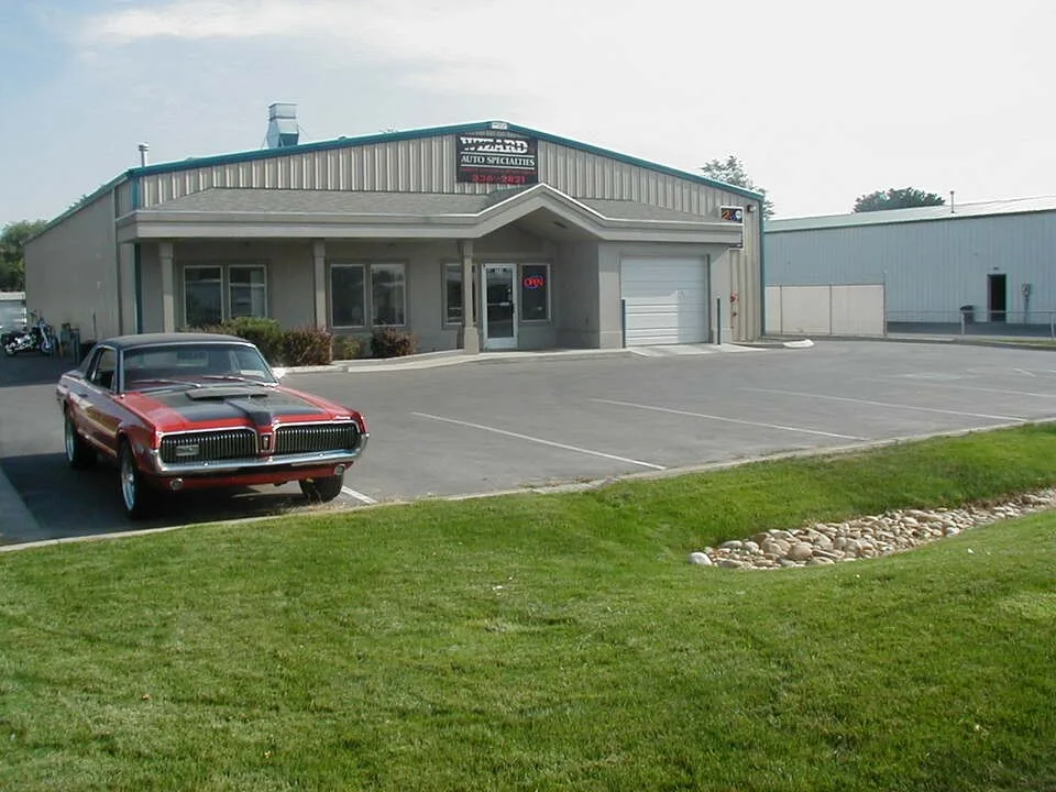 Wizard Auto Specialties repair shop photo 2