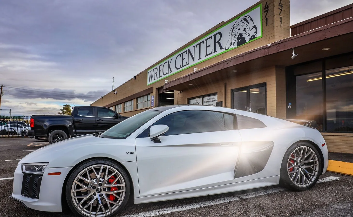 Wreck Center Auto Body Paint and Collision Repair repair shop photo 3